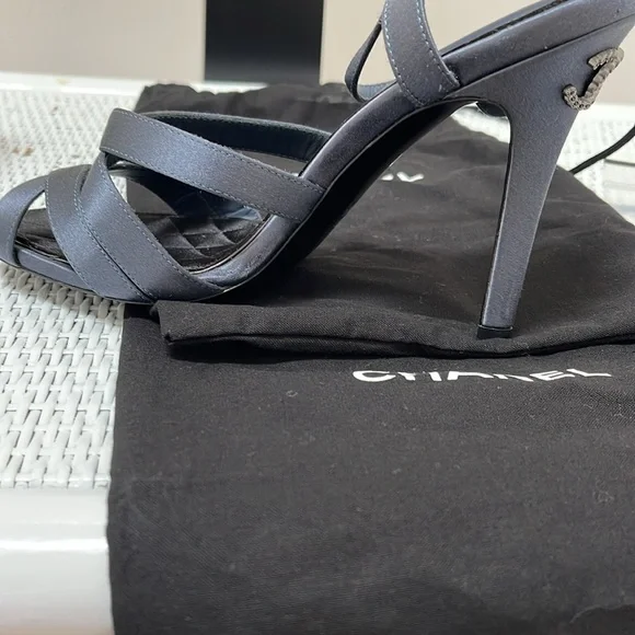 CHANEL embellished blue-grey satin heals sandals size 37 NEW - Picture 10 of 10